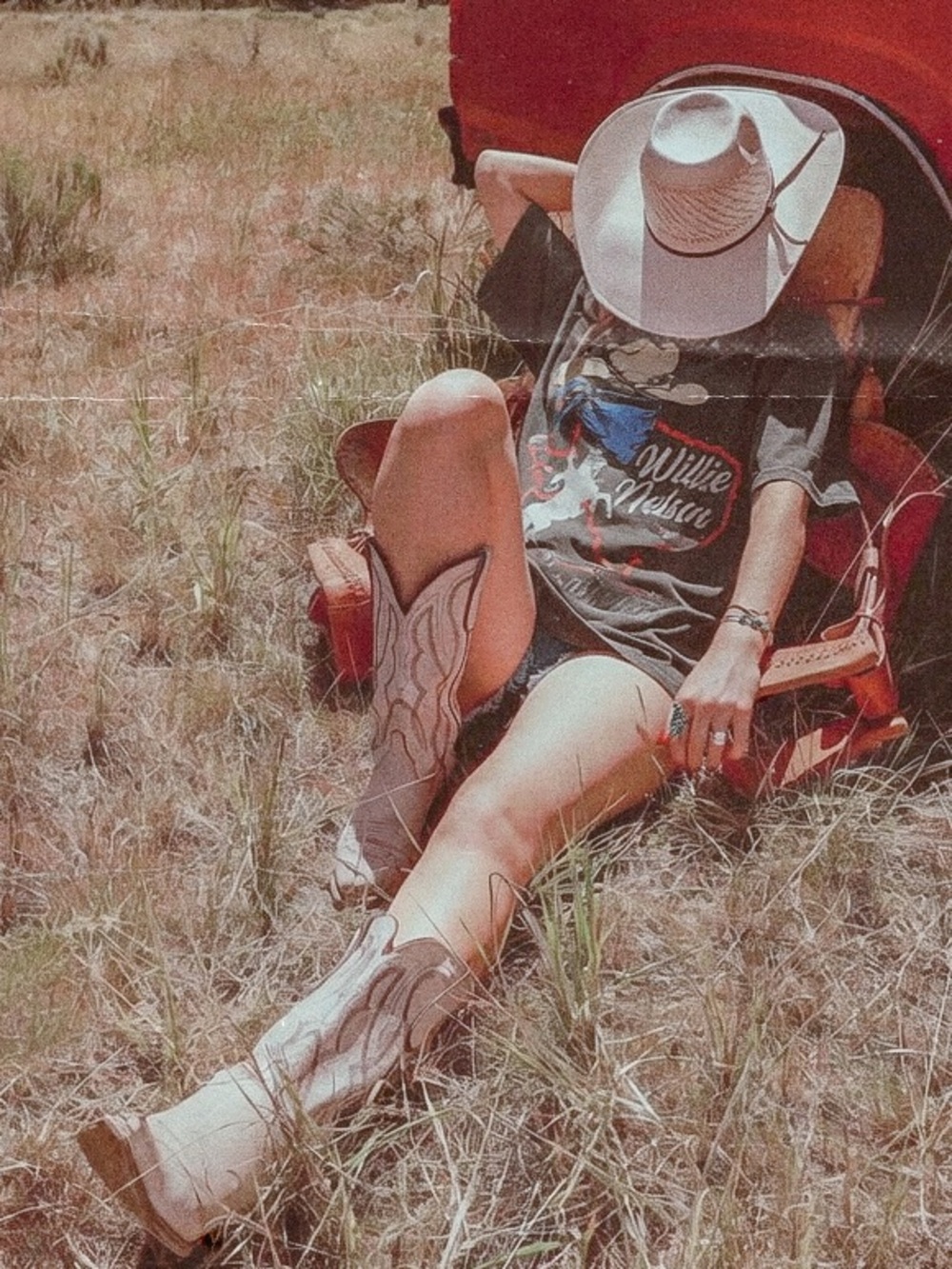 People of Leisure Willie Nelson Tee